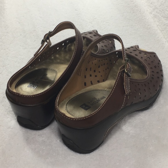 White Mountain Mario Wedge peep toe shoes Size 10W - Picture 4 of 8